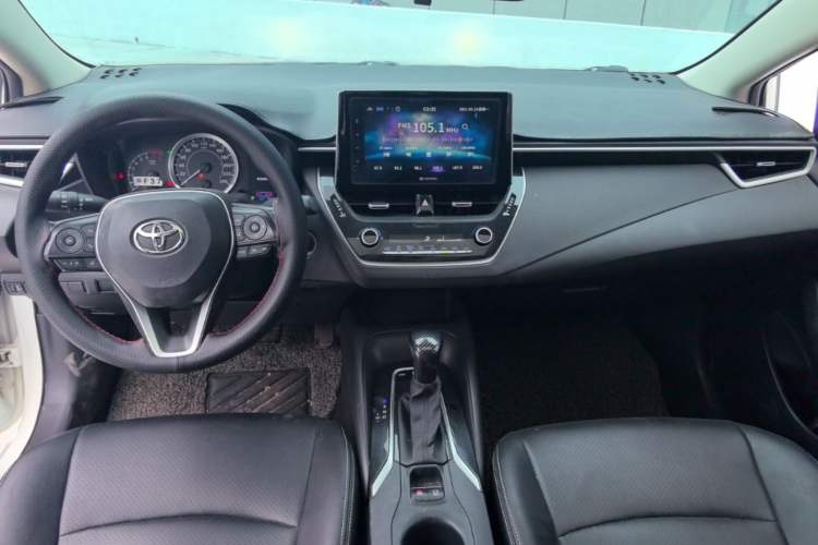 Used Toyota Corolla 2019 1.2T S-CVT GL-i Elite Edition Center Console
