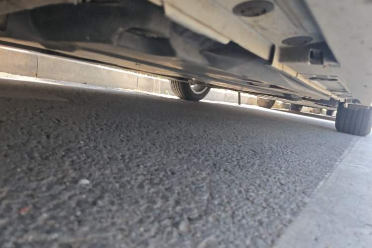 Used Toyota Corolla 2019 Dual-Engine 1.8L E-CVT GL-i Elite Edition Chassis Front Left