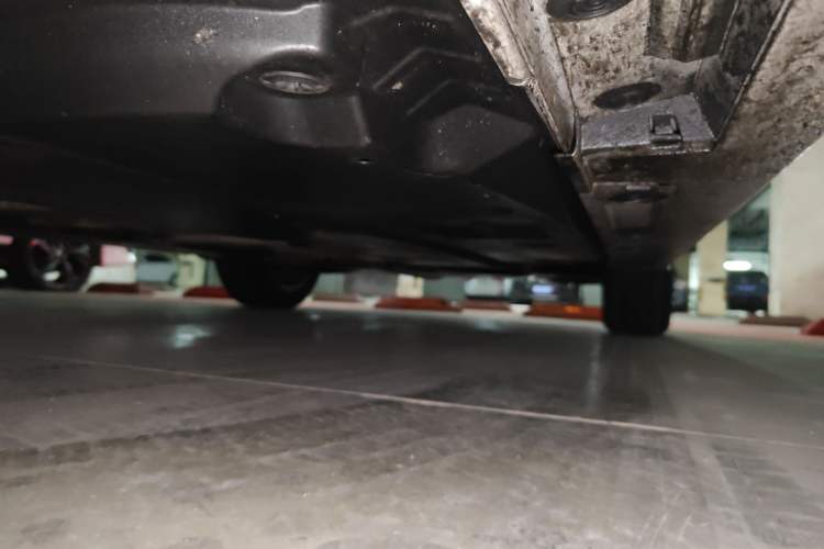 Used Toyota Corolla 2019 Dual-Engine 1.8L E-CVT GL-i Elite Edition Chassis Front Left