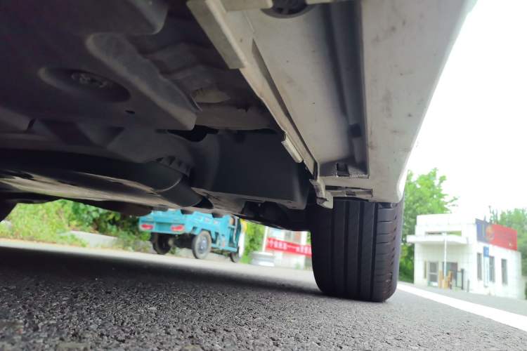 Used Toyota Corolla 2019 Dual-Engine 1.8L E-CVT GL-i Pioneer Edition Chassis Front Left