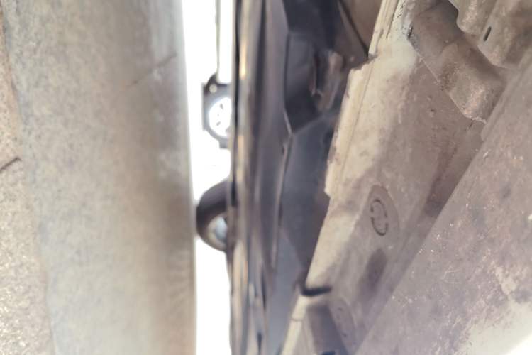 Used Toyota Corolla 2019 Dual-Engine 1.8L E-CVT GL-i Elite Edition Chassis Front Left