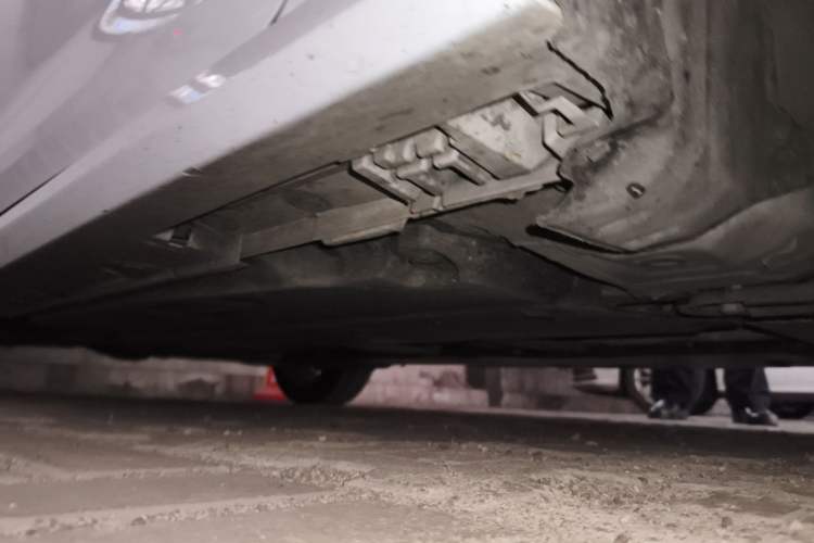 Used Toyota Corolla 2019 Dual-Engine 1.8L E-CVT GL-i Elite Edition Chassis Front Right