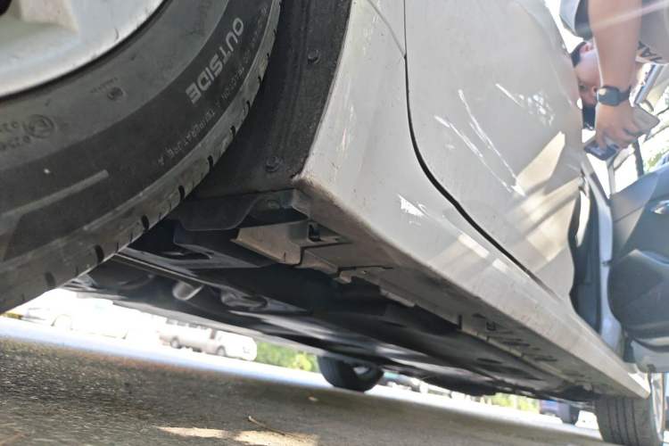 Used Toyota Corolla 2019 Dual-Engine 1.8L E-CVT GL-i Elite Edition Chassis Rear Right
