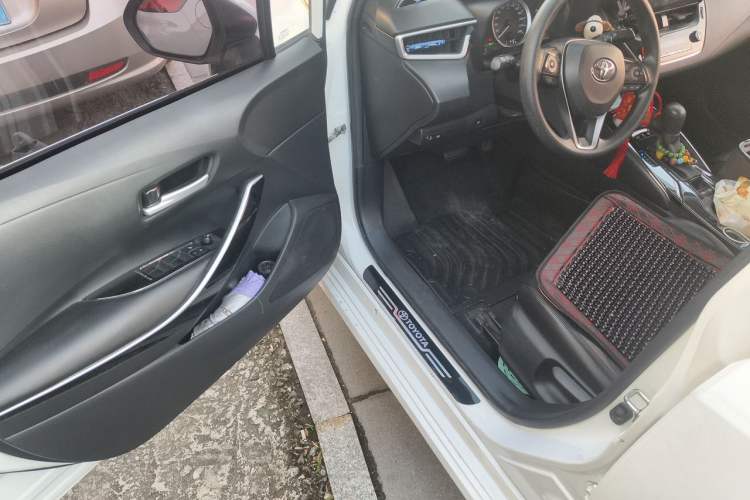 Used Toyota Corolla 2019 Dual-Engine 1.8L E-CVT GL-i Pioneer Edition Driver Seat