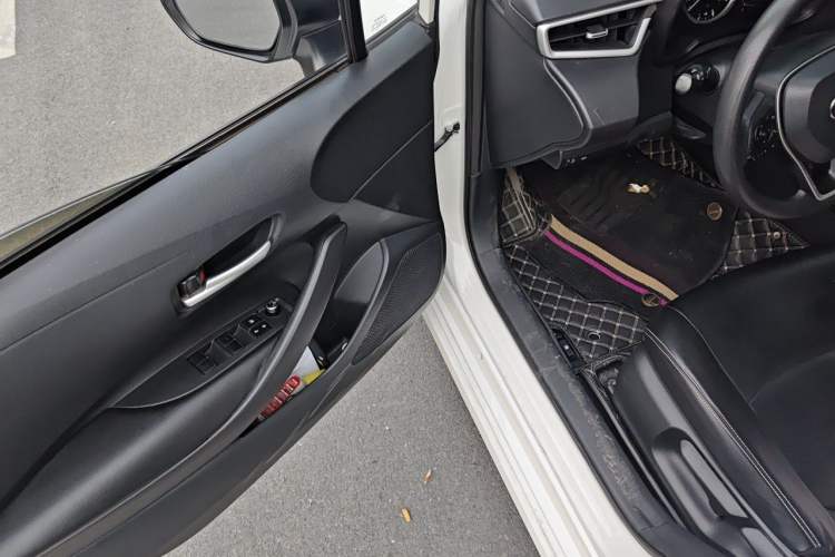 Used Toyota Corolla 2019 1.2T S-CVT GL-i Elite Edition Driver Seat
