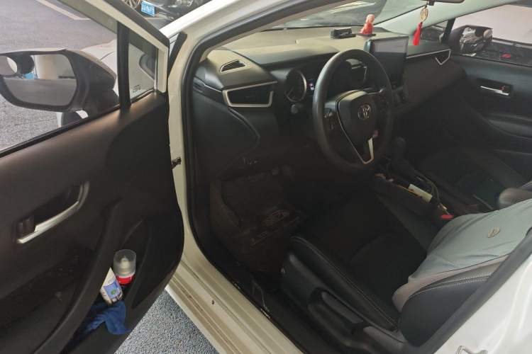 Used Toyota Corolla 2019 1.2T S-CVT GL Pioneer Edition Driver Seat