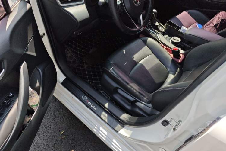Used Toyota Corolla 2019 1.2T S-CVT GL-i Luxury Edition Driver Seat