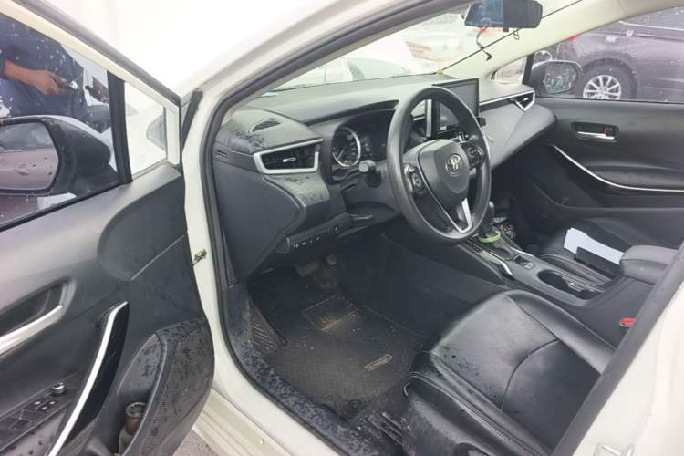 Used Toyota Corolla 2019 Dual-Engine 1.8L E-CVT GL-i Elite Edition Driver Seat