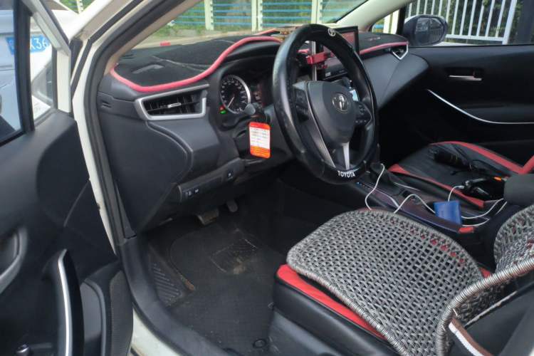 Used Toyota Corolla 2019 Dual-Engine 1.8L E-CVT GL-i Elite Edition Driver Seat