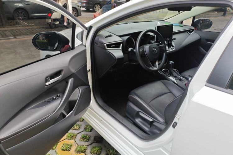 Used Toyota Corolla 2019 1.2T S-CVT GL-i Luxury Edition Driver Seat