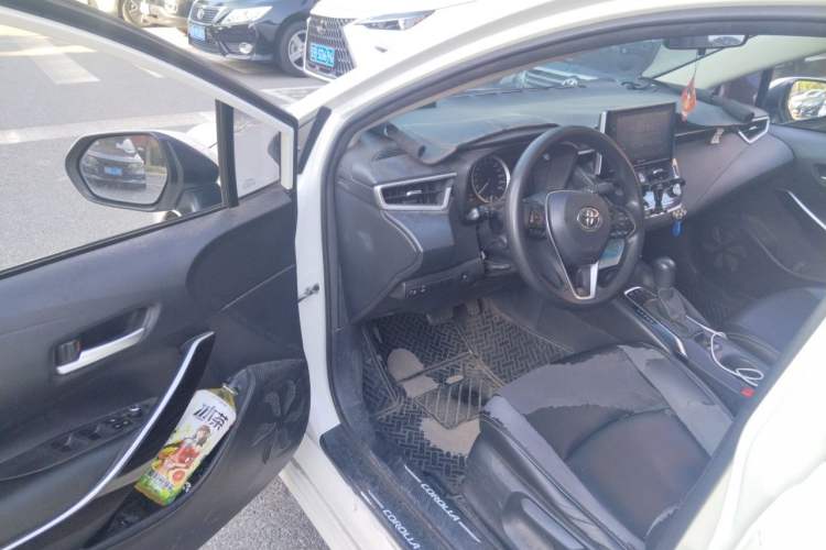 Used Toyota Corolla 2019 Dual-Engine 1.8L E-CVT GL-i Elite Edition Driver Seat