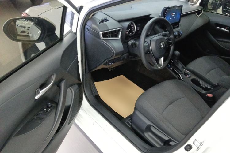 Used Toyota Corolla 2019 1.2T S-CVT GL Pioneer Edition Driver Seat