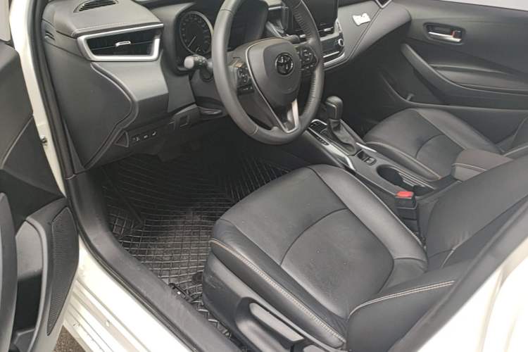 Used Toyota Corolla 2019 1.2T S-CVT GL-i Luxury Edition Driver Seat
