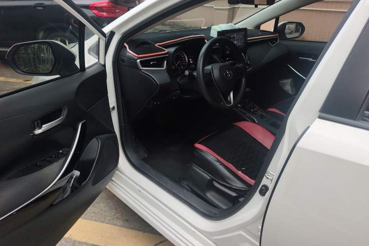 Used Toyota Corolla 2019 Dual-Engine 1.8L E-CVT GL-i Elite Edition Driver Seat