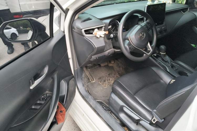Used Toyota Corolla 2019 1.2T S-CVT GL Pioneer Edition Driver Seat