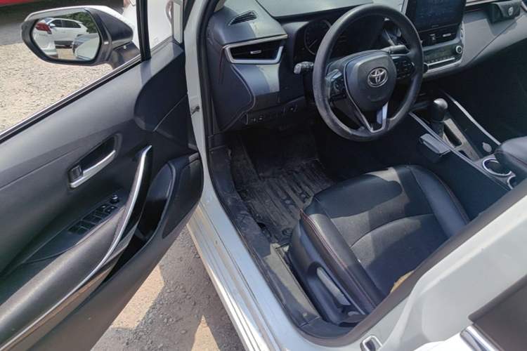 Used Toyota Corolla 2019 Dual-Engine 1.8L E-CVT GL-i Elite Edition Driver Seat