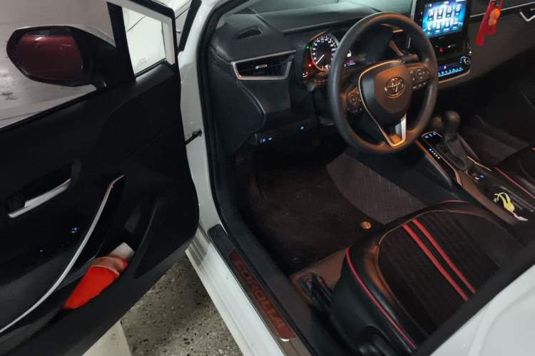 Used Toyota Corolla 2019 Dual-Engine 1.8L E-CVT GL-i Elite Edition Driver Seat