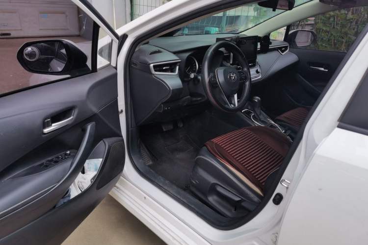 Used Toyota Corolla 2019 1.2T S-CVT GL-i Luxury Edition Driver Seat