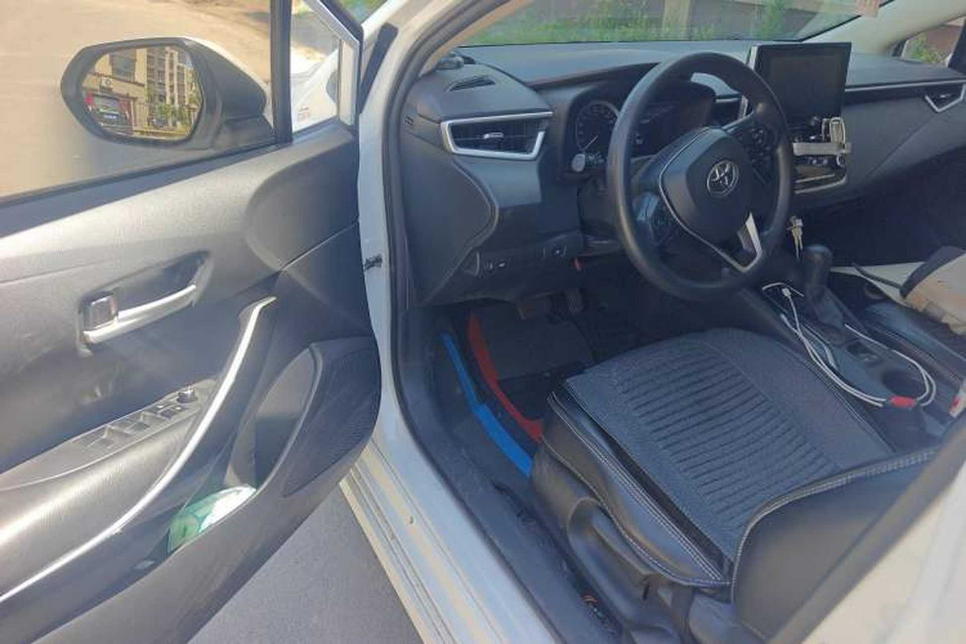 Used Toyota Corolla 2019 Dual-Engine 1.8L E-CVT GL-i Elite Edition Driver Seat