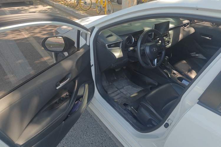 Used Toyota Corolla 2019 1.2T S-CVT GL-i Luxury Edition Driver Seat