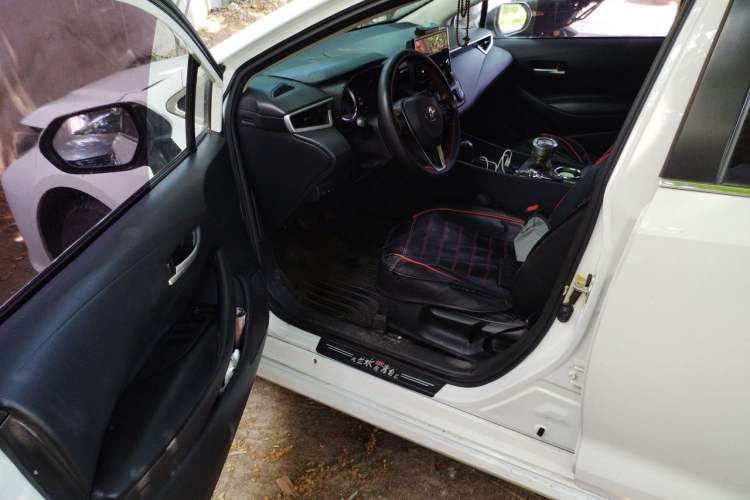 Used Toyota Corolla 2019 1.2T S-CVT GL Pioneer Edition Driver Seat
