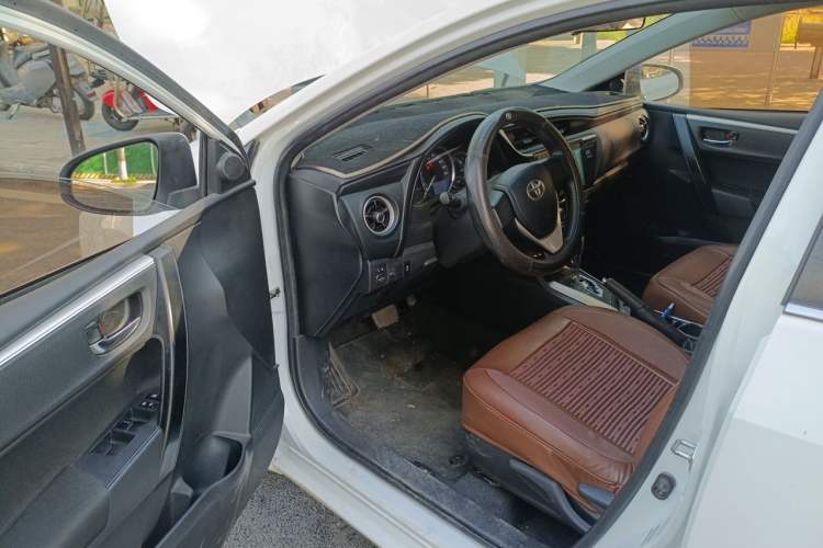 Used Toyota Corolla 2019 1.2T S-CVT GL Pioneer Edition Driver Seat