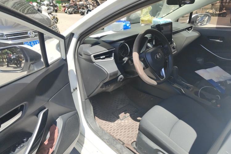 Used Toyota Corolla 2019 Dual-Engine 1.8L E-CVT GL-i Elite Edition Driver Seat