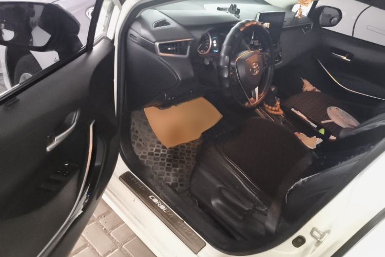 Used Toyota Corolla 2019 Dual-Engine 1.8L E-CVT GL-i Elite Edition Driver Seat