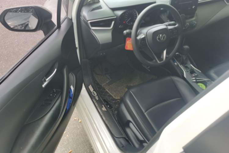 Used Toyota Corolla 2019 1.2T S-CVT GL Pioneer Edition Driver Seat
