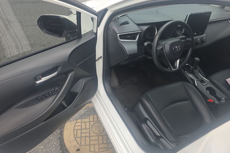 Used Toyota Corolla 2019 1.2T S-CVT GL Pioneer Edition Driver Seat