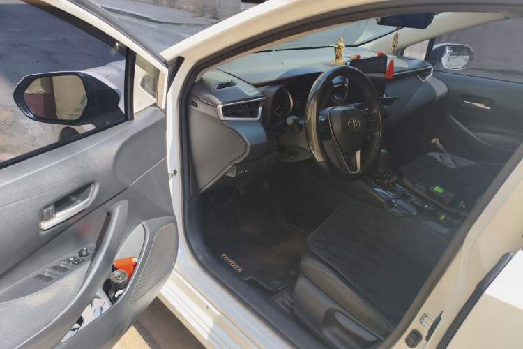 Used Toyota Corolla 2019 1.2T S-CVT GL Pioneer Edition Driver Seat