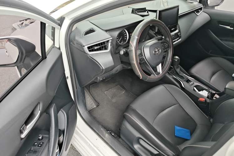Used Toyota Corolla 2019 1.2T S-CVT GL-i Luxury Edition Driver Seat