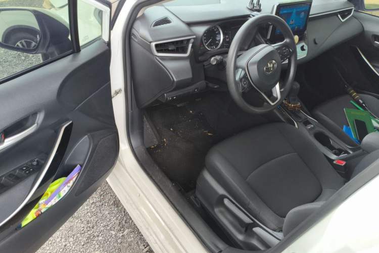 Used Toyota Corolla 2019 Dual-Engine 1.8L E-CVT GL-i Pioneer Edition Driver Seat