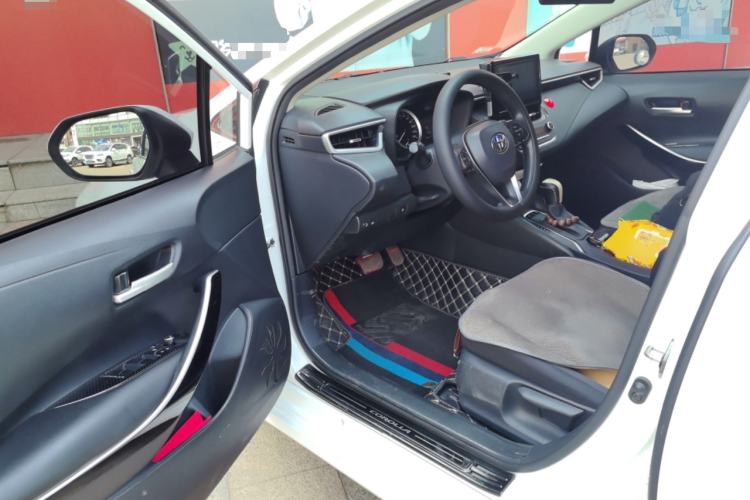 Used Toyota Corolla 2019 Dual-Engine 1.8L E-CVT GL-i Elite Edition Driver Seat
