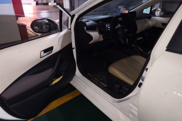 Used Toyota Corolla 2019 1.2T S-CVT GL Pioneer Edition Driver Seat