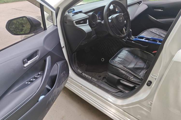 Used Toyota Corolla 2019 1.2T S-CVT GL-i Luxury Edition Driver Seat