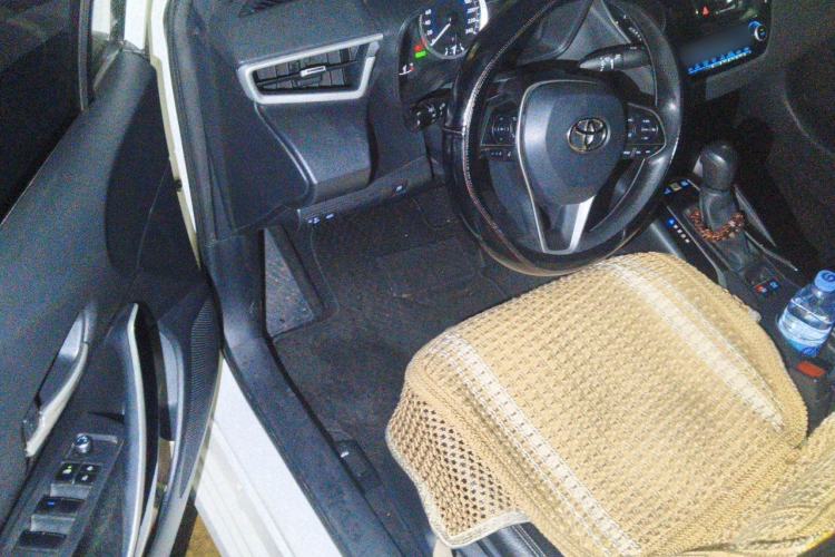 Used Toyota Corolla 2019 Dual-Engine 1.8L E-CVT GL-i Elite Edition Driver Seat