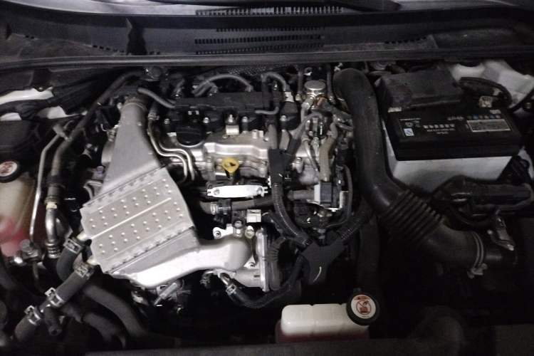 Used Toyota Corolla 2019 1.2T S-CVT GL-i Luxury Edition Engine Bay