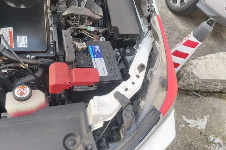 Used Toyota Corolla 2019 Dual-Engine 1.8L E-CVT GL-i Pioneer Edition Engine Bay Left