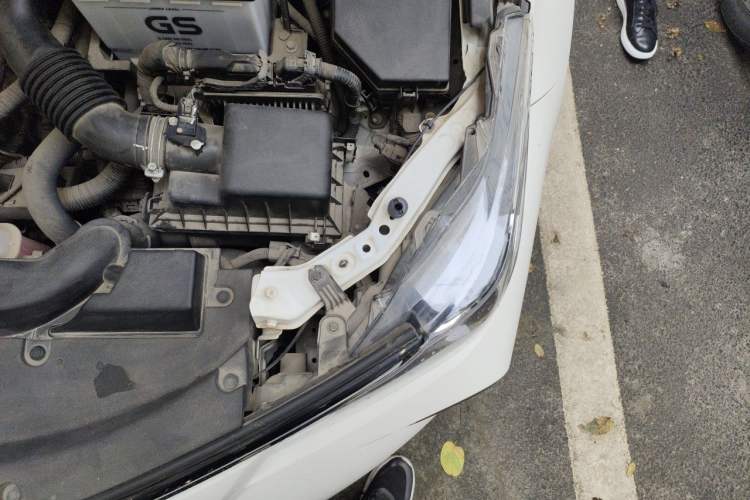 Used Toyota Corolla 2019 1.2T S-CVT GL-i Elite Edition Engine Bay Left