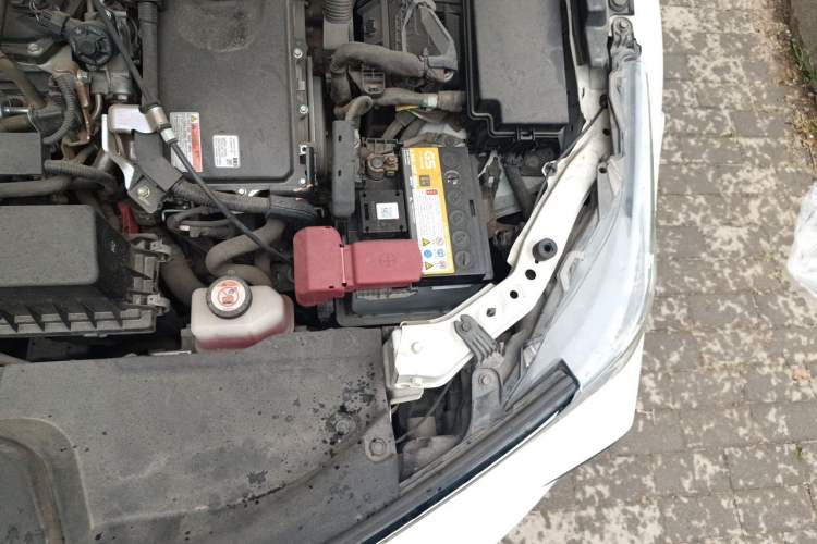 Used Toyota Corolla 2019 Dual-Engine 1.8L E-CVT GL-i Pioneer Edition Engine Bay Left
