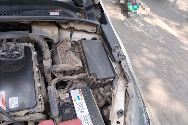 Used Toyota Corolla 2019 Dual-Engine 1.8L E-CVT GL-i Elite Edition Engine Bay Left