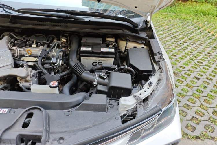 Used Toyota Corolla 2019 1.2T S-CVT GL-i Luxury Edition Engine Bay Left