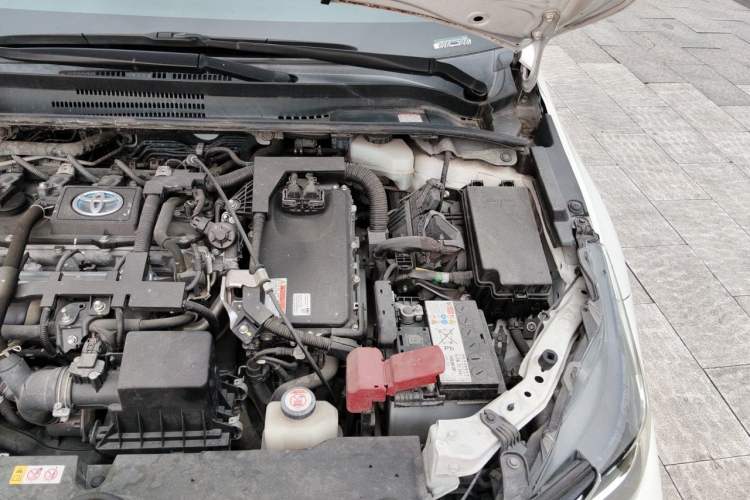 Used Toyota Corolla 2019 Dual-Engine 1.8L E-CVT GL-i Elite Edition Engine Bay Left