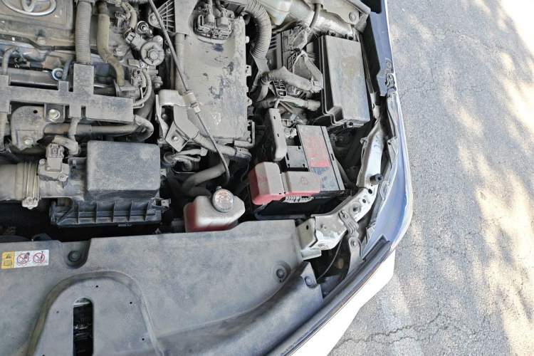 Used Toyota Corolla 2019 Dual-Engine 1.8L E-CVT GL-i Elite Edition Engine Bay Left