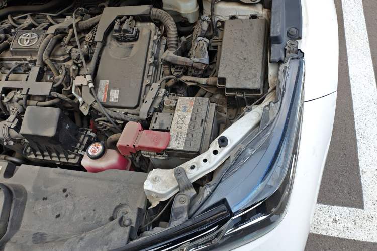 Used Toyota Corolla 2019 Dual-Engine 1.8L E-CVT GL-i Pioneer Edition Engine Bay Left