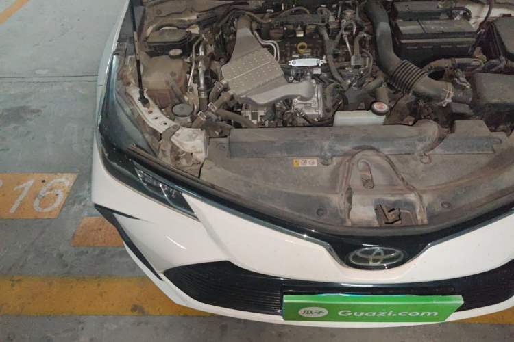 Used Toyota Corolla 2019 1.2T S-CVT GL-i Elite Edition Engine Bay Right