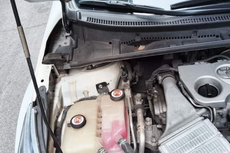 Used Toyota Corolla 2019 1.2T S-CVT GL-i Elite Edition Engine Bay Right