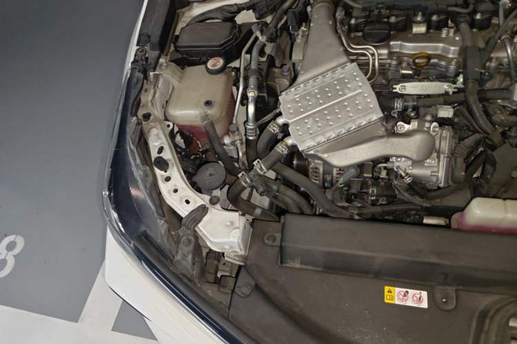 Used Toyota Corolla 2019 1.2T S-CVT GL-i Elite Edition Engine Bay Right
