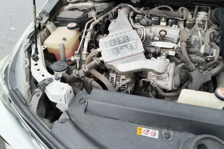 Used Toyota Corolla 2019 1.2T S-CVT GL-i Elite Edition Engine Bay Right